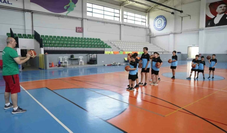 Yildirimda-Yaz-Spor-Okullariyla-Cosku-Devam-Ediyor-featured