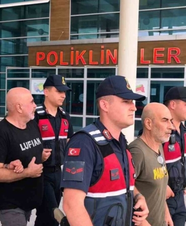 Yonetmen-Ezel-Akaya-adli-kontrol-cikti-kardesi-tutuklandi-featured