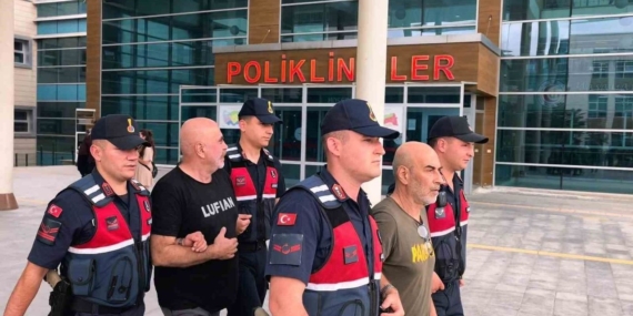 Yönetmen Ezel Akay’a adli kontrol çıktı; kardeşi tutuklandı