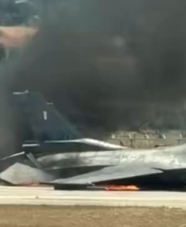 Yunanistan8217da-F-16-acil-inisten-sonra-alev-aldi-featured