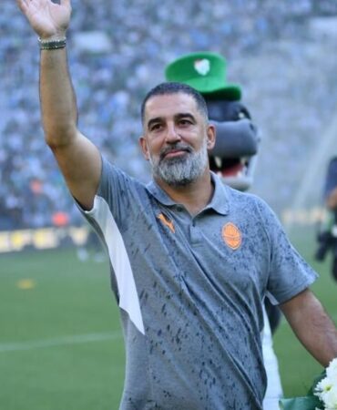 Arda Turan’dan Bursaspor ve taraftarlarına övgü dolu sözler