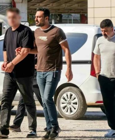 Arkadaşını silahla tehdit ederek 80 bin TL borcunu ödetti