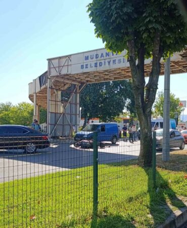 Mudanya’da otomobil-motosiklet kazasında 1 yaralı