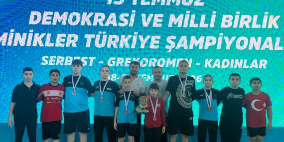 Güreşte Yıldırım Rüzgarı: 14 Madalya ve 2 Kupa
