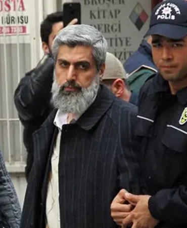 Adana8217da-Alparslan-Kuytul8217un-evinde-polis-aramasi-featured