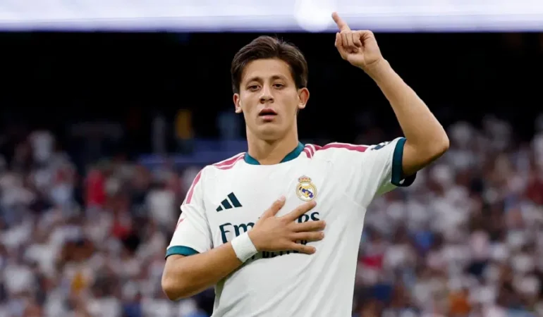 Arda-Guler-878217te-oyuna-dahil-oldu-Real-Madrid-4-0-Malaga8217yi-yendi-featured
