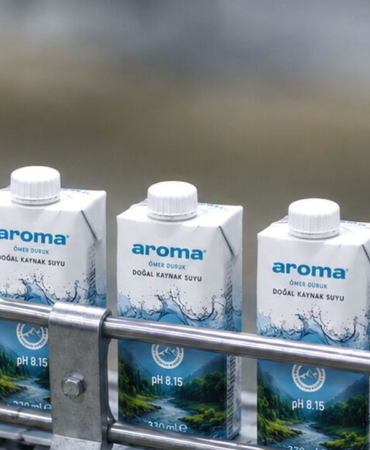 Aroma-330-ml-dogal-su-icin-yeni-karton-tasarimi-duyurdu-featured