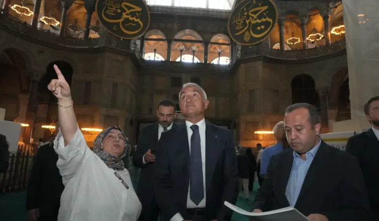 Ayasofya-restorasyonunda-3-etap-tamamlandi-featured