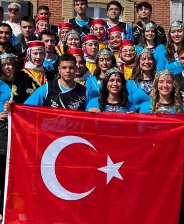 BUU-Halk-Oyunlari-Toplulugu-Belcika-Ka-Dans-Festivali8217nde-featured