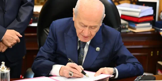 Bahceli-Cerceve-yasa-imzalari-bin-yillik-kardesligi-tescilledi-featured