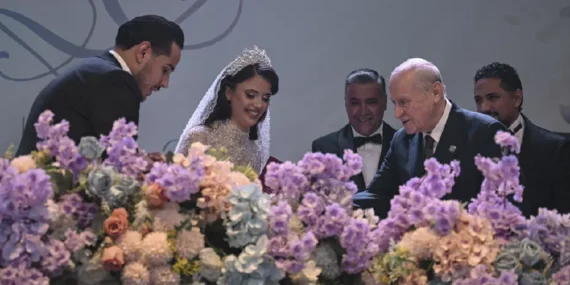 Bahceli-nikah-sahitligini-ustlendi-Enes-Dogan–Zehra-Celik-dugunu-featured