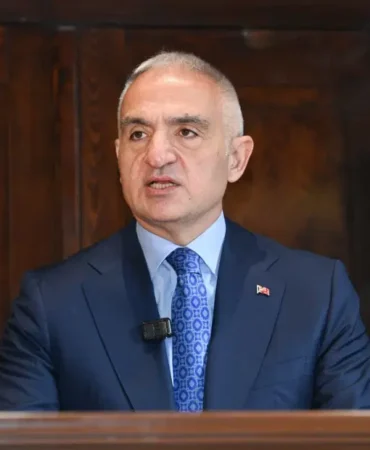 Bakan-Ersoy-Malazgirt-Zaferinin-9558217inci-yil-donumunu-mesajla-andi-featured