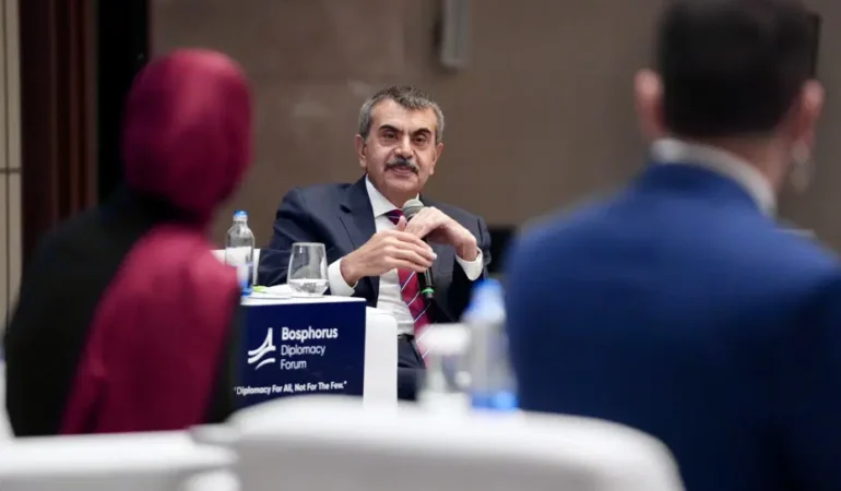 Bakan-Tekin-Sinav-sistemi-degismeyecek-LGSYKS-icin-yeni-havuz-featured