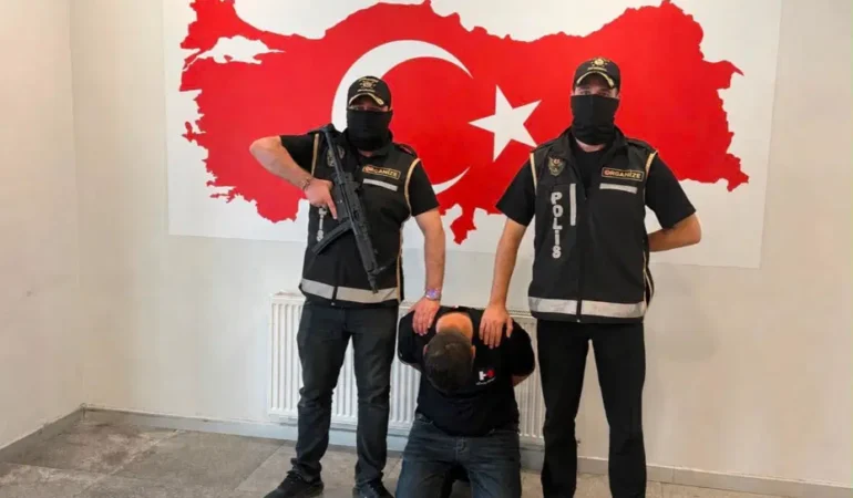 Baku8217de-yakalanan-supheli-Turkiye8217ye-getirildi-featured
