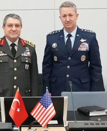 Bayraktaroglu-ABD-ve-Suudi-mevkidaslariyla-telefon-gorusmesi-yapti-featured