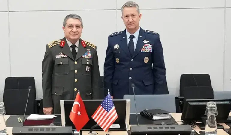 Bayraktaroglu-ABD-ve-Suudi-mevkidaslariyla-telefon-gorusmesi-yapti-featured