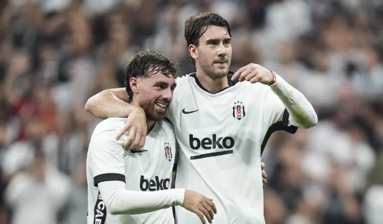 Besiktas-6-2-Corum-FKyi-yenerek-3.-haftada-zafer-elde-etti-featured