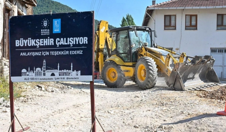 Bursa-BUSKI-Kocakovacik8217ta-5-bin-800-metre-su-hatti-yeniliyor-featured