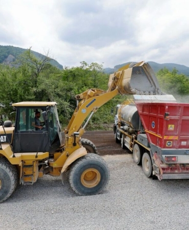 Bursa-Buyuksehir-Inegol-kirsalinda-18-km-sathi-kaplama-yapiyor-featured