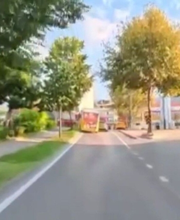 Bursa-Osmangazi8217de-halk-otobusu-direge-carpti-featured