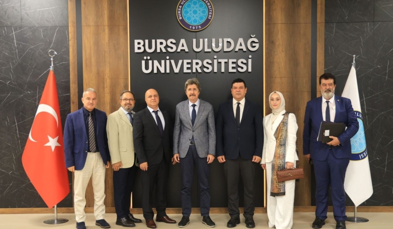 Bursa-Uludag-ve-DAU-KKTC8217de-kapsamli-akademik-protokol-imzaladi-featured