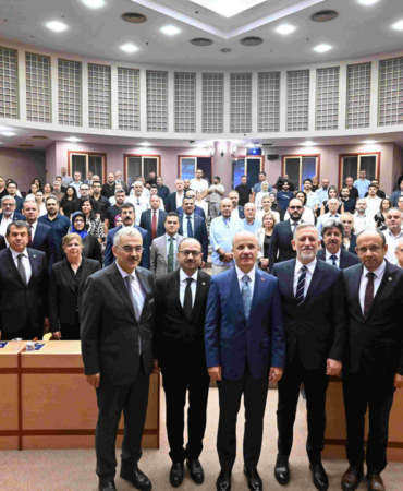 Bursa-pilot-il-secildi-Ogrenciler-fabrikalarda-egitim-gorecek-featured