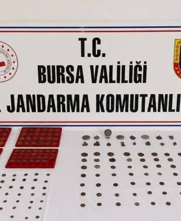 Bursa8217da-59-yasindaki-tarihi-eser-kacakcisi-sucustu-yakalandi-featured