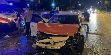 Bursa8217da-ters-yon-kazasi-7-kisi-yaralandi-featured