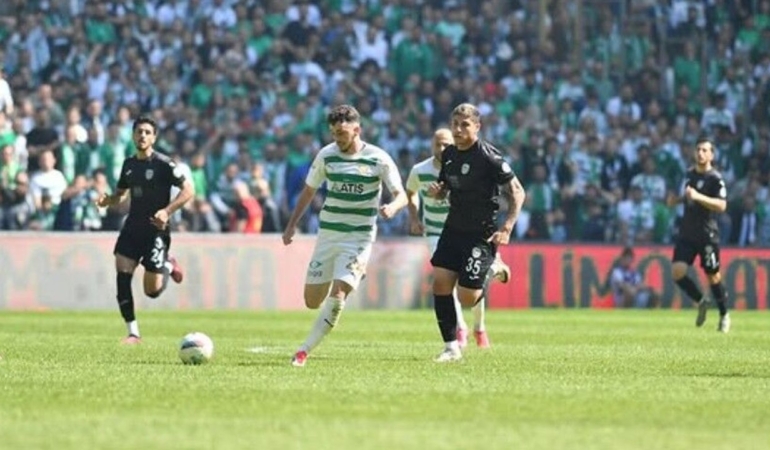 Bursaspor-Zeki-Dursun8217un-sozlesmesini-uzatip-Boluspor8217a-kiraladi-featured