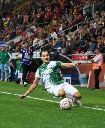 Bursaspor-deplasmanda-Kayserisporu-2-1-yendi-featured