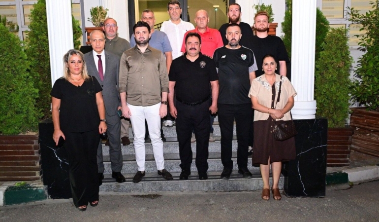 Bursaspor-yonetimi-ve-taraftarlar-guvenlik-zirvesinde-bulustu-featured