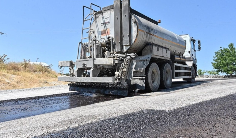Buyuksehir-Harmancik8217ta-10-kilometrelik-sathi-kaplama-baslatti-featured