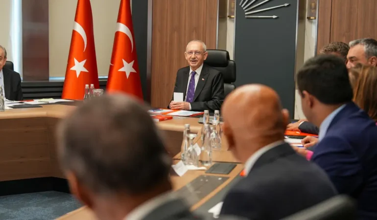 CHP8217de-MYK-ve-PM-Toplantilari-Kurultay-Takvimi-Kongre-Tarihleri-featured