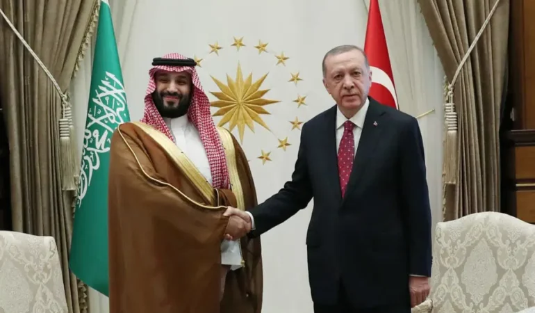 Cidde8217de-Suudi-Arabistan-Turkiye-Pakistan-uclu-savunma-pakti-imzalaniyor-featured