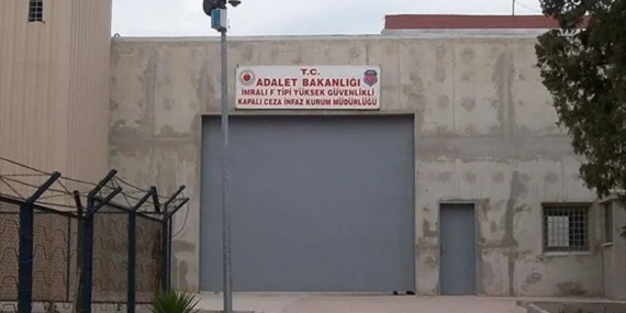 DEM-Parti-Heyeti-Imrali8217dan-Dondu-Ocalan-ile-3-Saatlik-Gorusme-featured