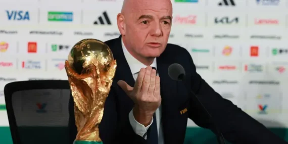 Dunya-futbolunda-20-milyar-dolarlik-ihanet-krizi-Infantino8217ya-ofke-buyuyor-featured
