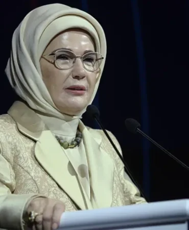 Emine-Erdogan-Malazgirt-Zaferi-955.-yil-mesaji-featured