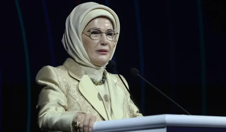 Emine-Erdogan8217dan-Sule-Yuksel-Senler-icin-anma-paylasimi-featured