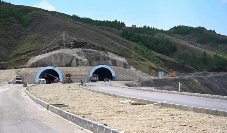 Erzurum-Rize-arasini-kisaltacak-iki-tunelde-calismalar-suruyor-featured