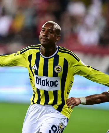 Fenerbahce-17-yillik-hasreti-bitirmek-icin-Lyonu-konuk-edecek-featured