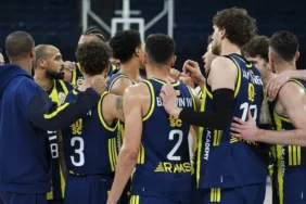 Fenerbahce-Abu-Dabi8217de-EuroLeague-Super-Kupa8217da-mucadele-featured