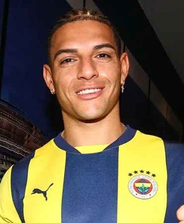 Fenerbahce-Diego-Carlos-icin-Parma-ile-transfer-izni-verdi-featured