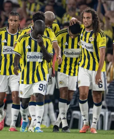 Fenerbahce-Kadikoy8217de-Sturm-Graz8217i-2-0-yenerek-tur-avantajini-elde-etti-featured