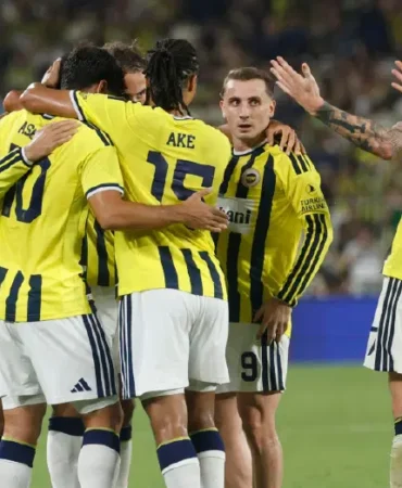 Fenerbahce-Lyon-Sampiyonlar-Ligi-play-off-ilk-macina-cikiyor-featured
