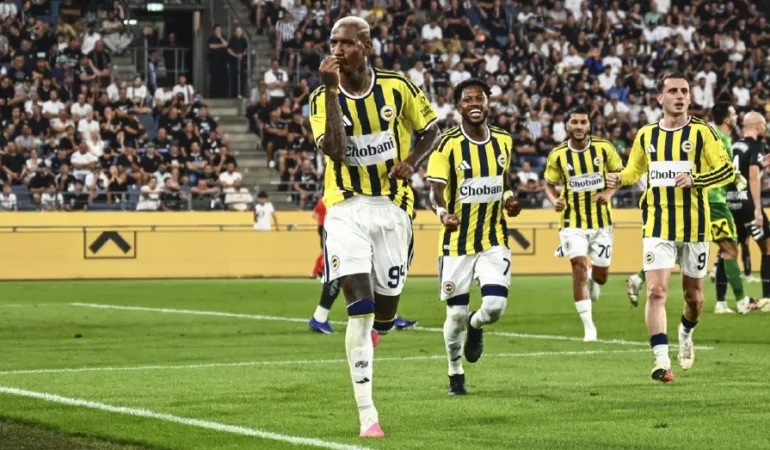 Fenerbahce-Sturm-Graz8217i-gecerek-play-off8217a-yukseldi-featured