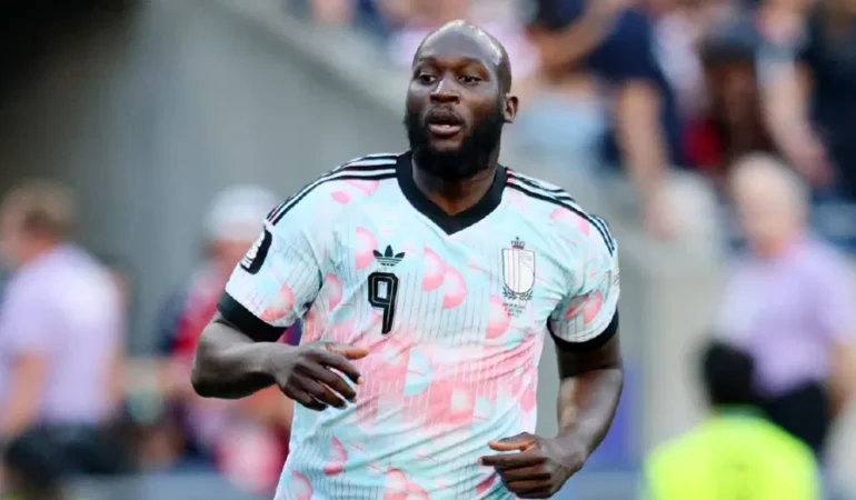 Fenerbahce-duyurdu-Lukaku-artik-takimda-featured