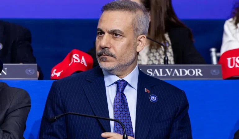 Fidan-Misir-ve-Suudi-Arabistanli-mevkidaslariyla-gorustu-featured