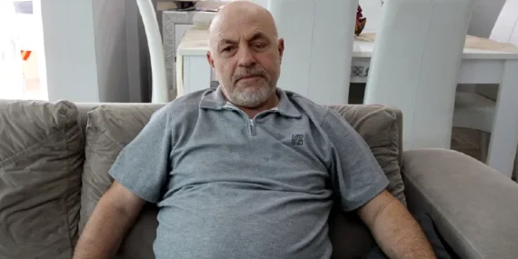 Gözlükten kurtulmak isterken akıllı lens operasyonu sol gözü aldı
