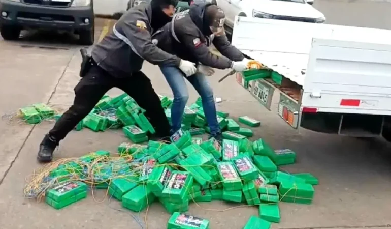 Haaland-fotografli-sevkiyatta-469-kilogram-kokain-ele-gecirildi-featured