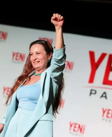 Ilksen-Ozalper-Gozaltinda-Yeni-Parti-Manisa-Il-Baskani-featured